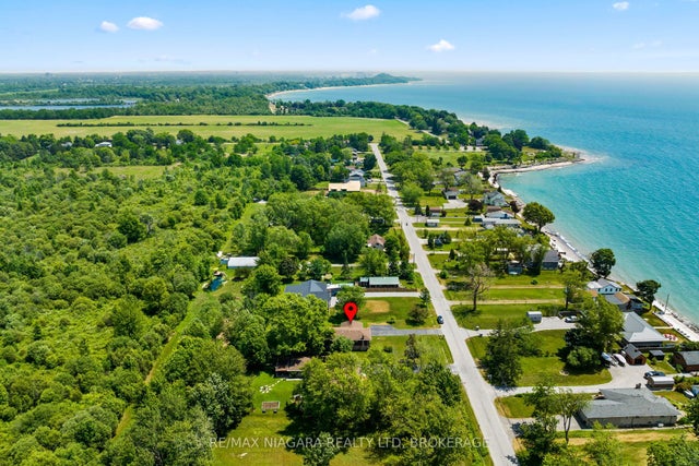 10960 Lakeshore Road, Wainfleet