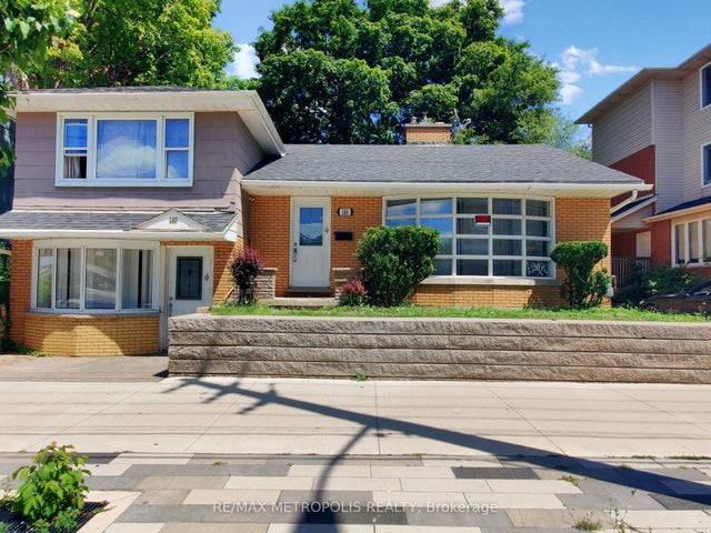 180 King Street N, Waterloo