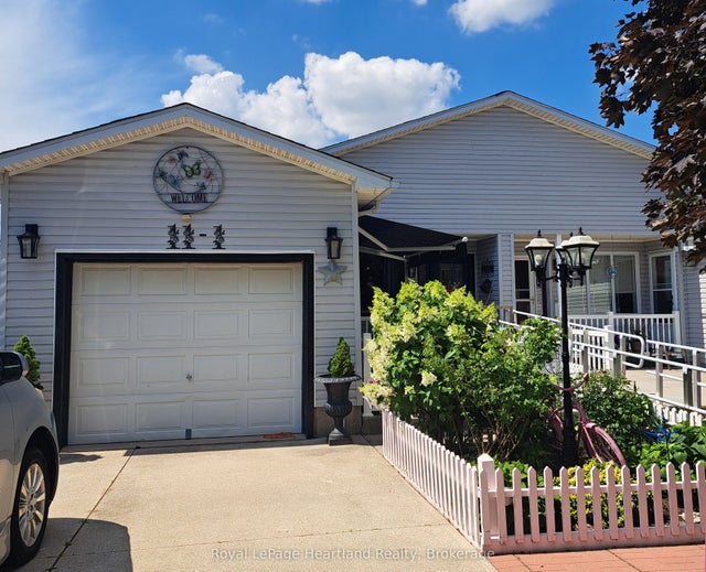11-1 Stewart Street, Strathroy-Caradoc