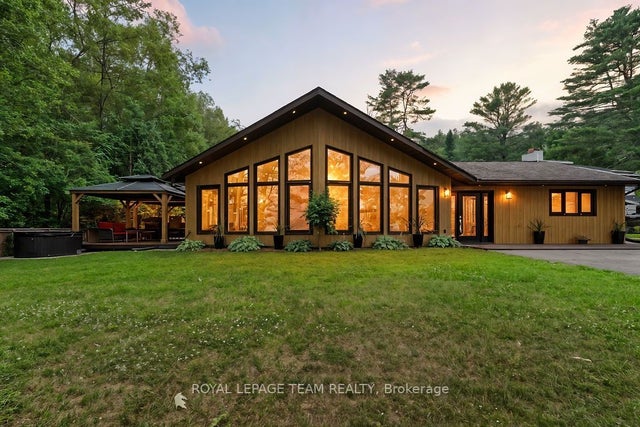 366 Burkes Road, Deep River