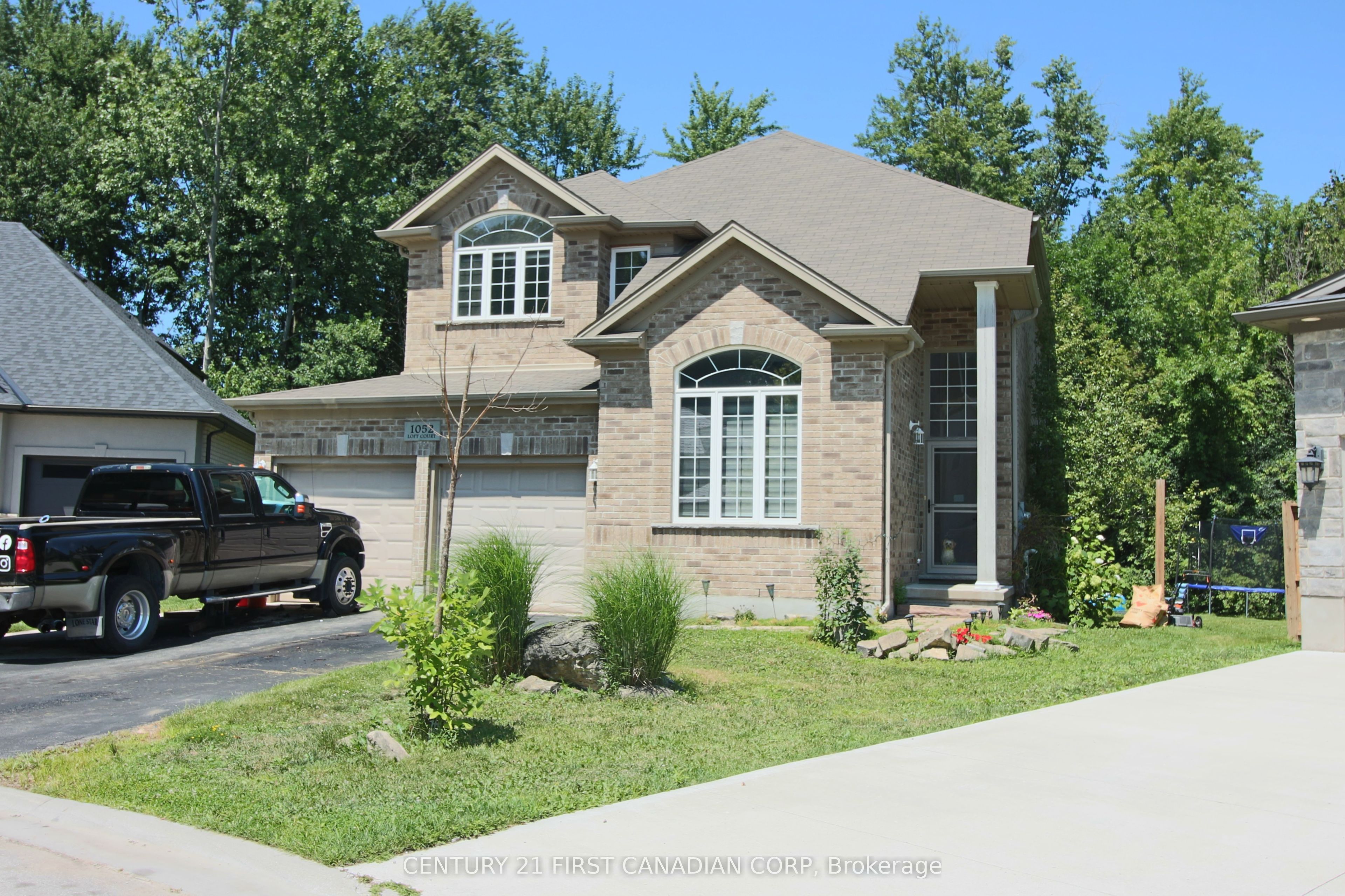 Photo of Listing #X12316720