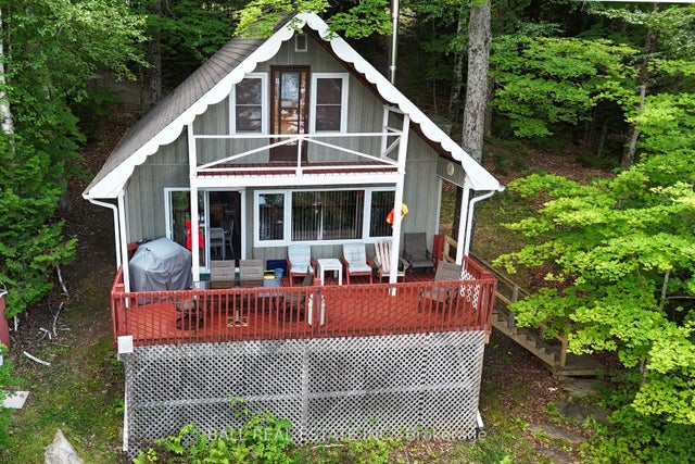 277 W Diamond Lake Road, Hastings Highlands