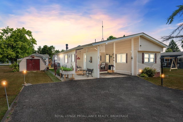 4328 Elm Street, South Frontenac