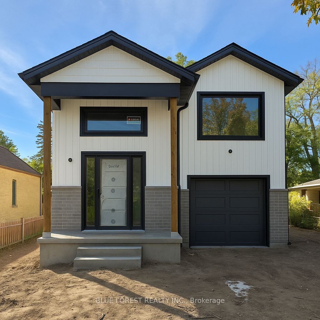 Photo of Listing #X12317852