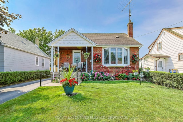 6322 Monroe Street, Niagara Falls