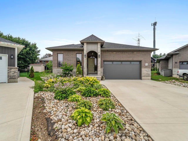 34 Yost Court, Perth East