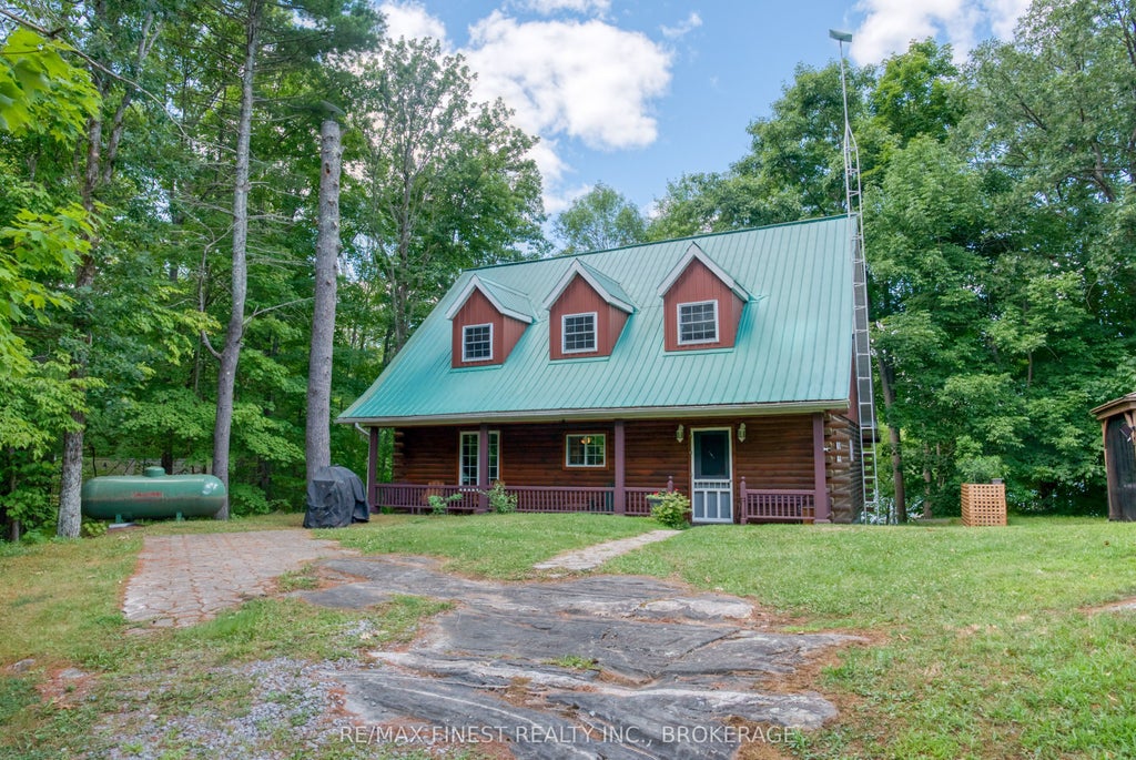 1841 Fifth Lake Road, Frontenac