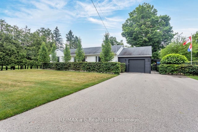 50 Main Street E, Norwich