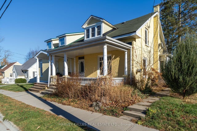 11 Ferguson Street, Prince Edward County