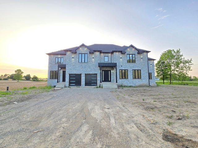 7464 Leslie Road W, Puslinch