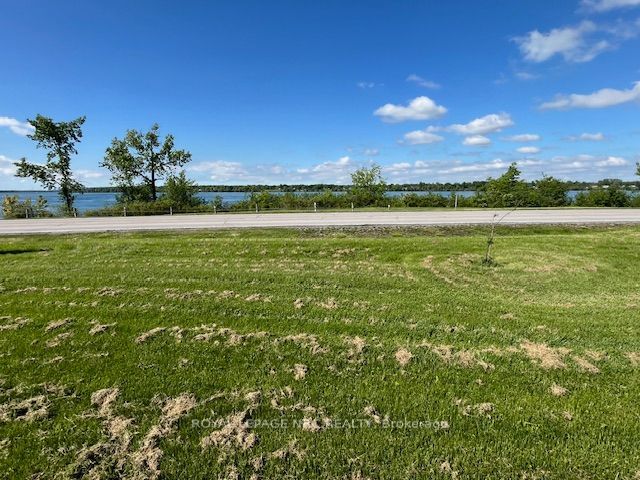 Niagara River Parkway, Fort Erie