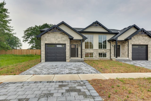 7 Haddon Lane, Strathroy-Caradoc