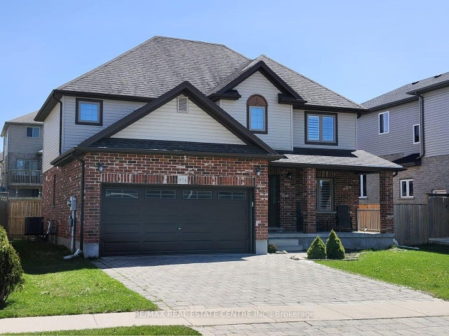 854 Springbank Avenue N, Woodstock