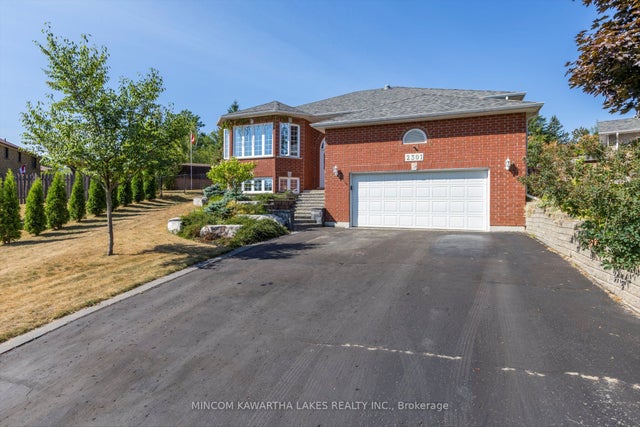 2301 Sumac Street, Peterborough West