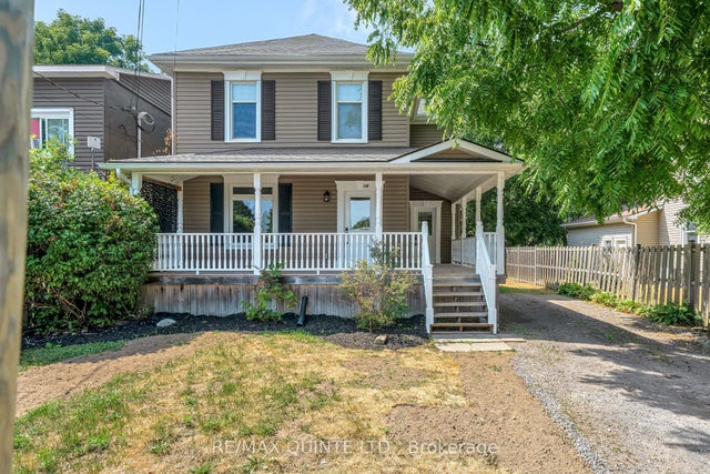 14 Elm Street, Prince Edward County