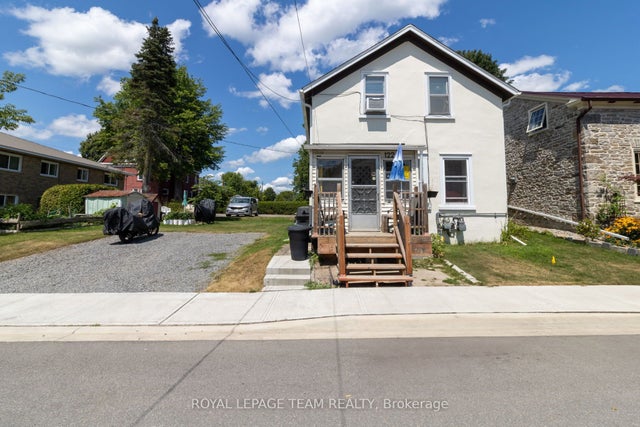 122 Dibble Street E, Prescott