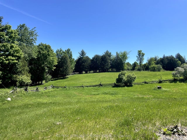 1326 2nd Dalhousie Concession Road, Lanark Highlands