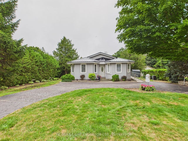 119 Seneca Street, Huron-Kinloss