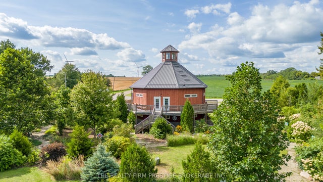 14226 Talbot Trail Road, Chatham-Kent