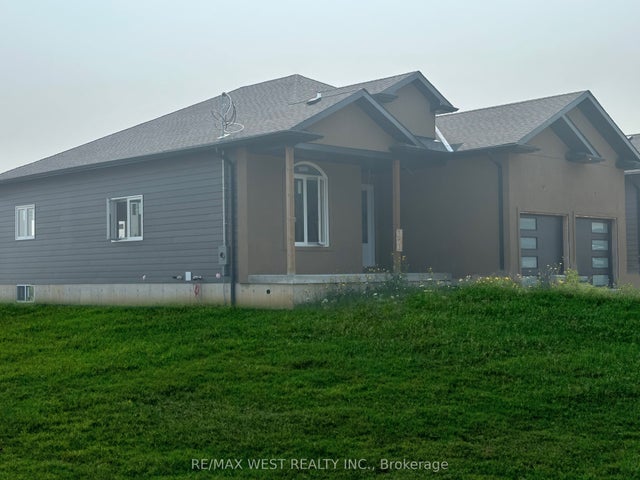 215 Forler Street, West Grey