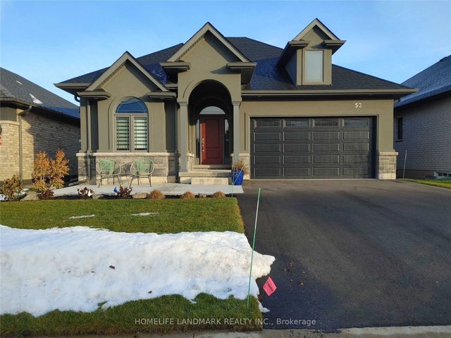 53 Carrick Trail, Welland