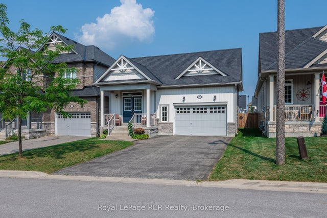 256 Johnson Drive, Shelburne
