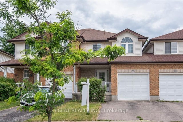 776 Paris Boulevard, Waterloo