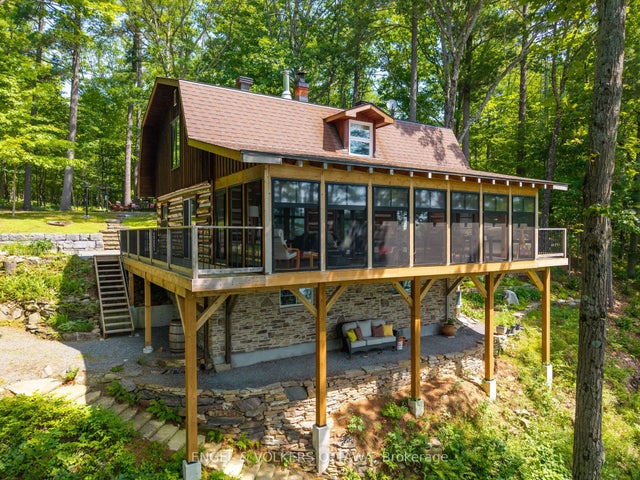216 Connies Lane, Rideau Lakes