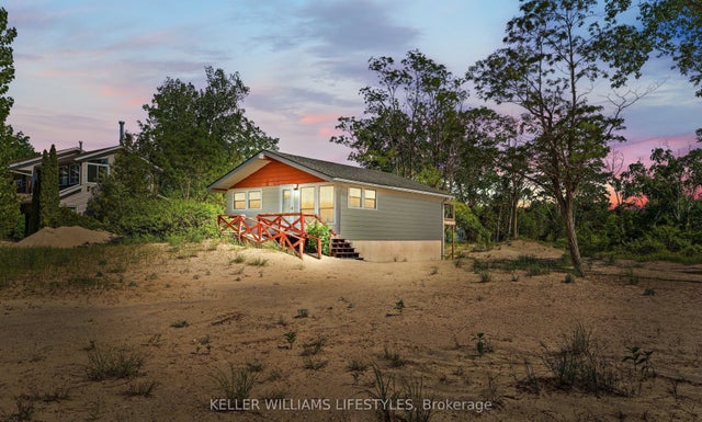 7403 Sanderson Road, Lambton Shores