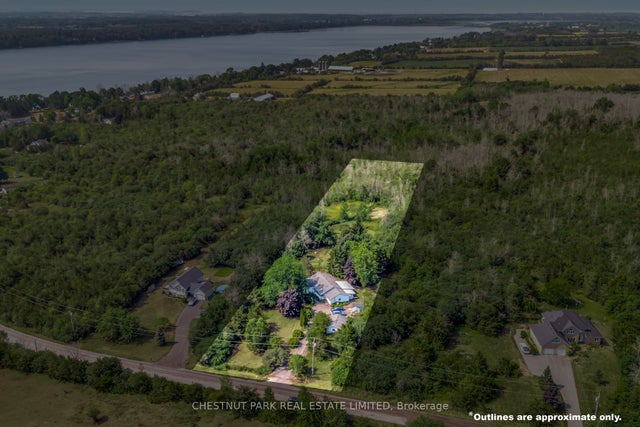 207 Carnrike Road, Prince Edward County