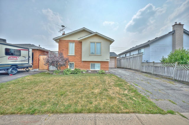 7724 Donlee Drive, Niagara Falls