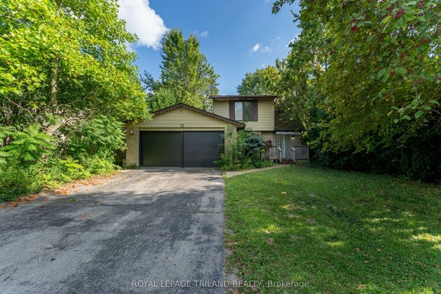 11 Crabtree Avenue, London North