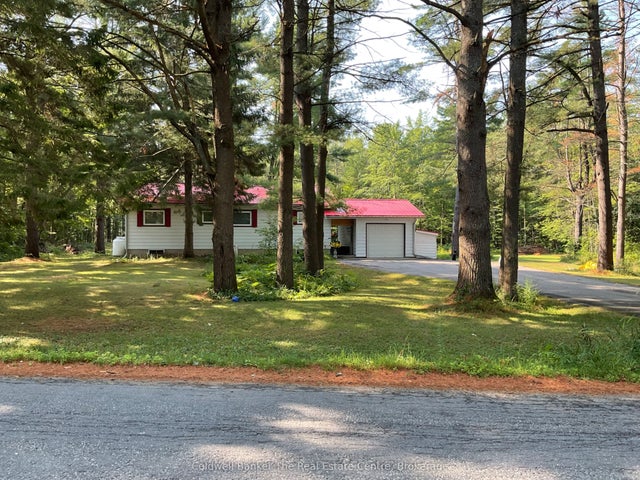 1060 Kahshe Lake Road S, Gravenhurst
