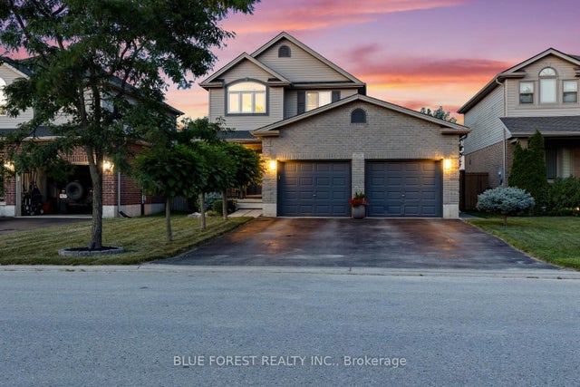 42126 Mcbain Line, Central Elgin