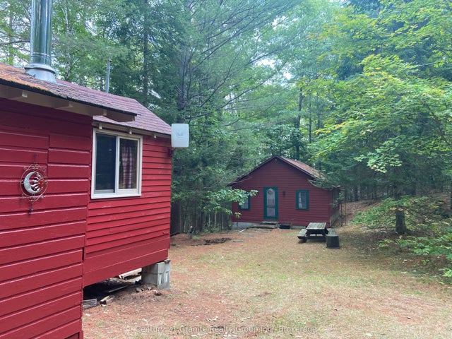 1035 Nawautin Lane, Minden Hills