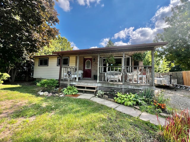 2 Pioneer Village Crescent, Thorold