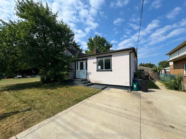 557 Geneva Street, St. Catharines