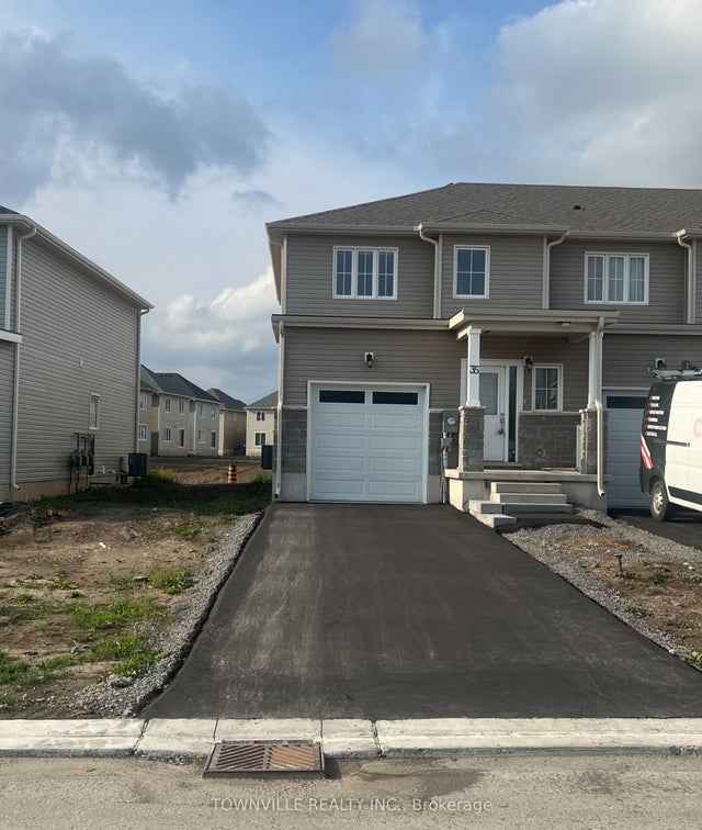 35 Lincoln Drive, Belleville