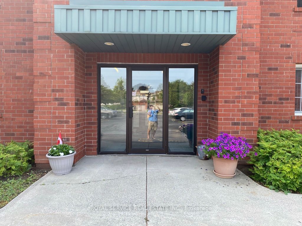 209-a Sutherland Crescent 104, Cobourg