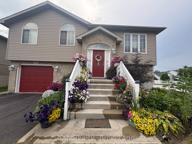 1 St. Andrews Drive, Meaford