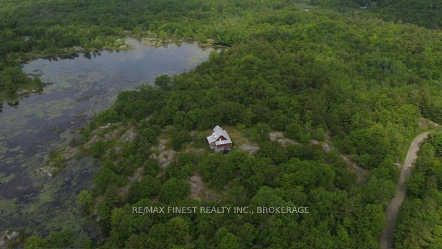 1146 Fourth Lake Road S, Frontenac
