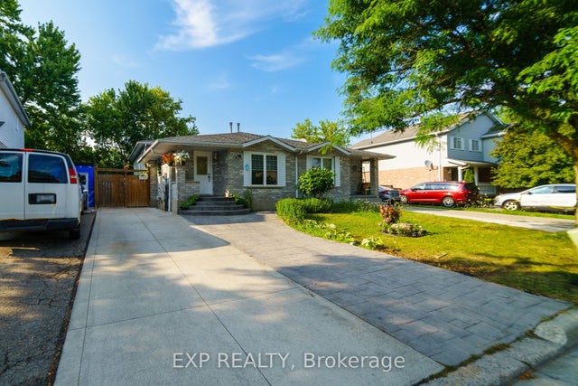 430 Bankside Crescent, Kitchener