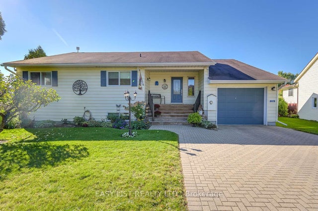 6266 Macdonald Court, South Glengarry