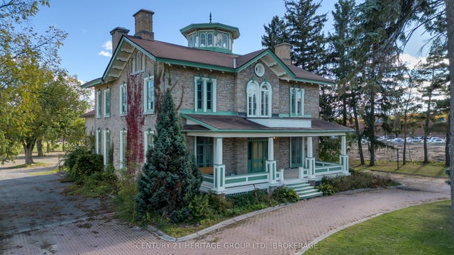 389 King Street E, Gananoque