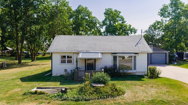 34338 Denfield Road, Lucan Biddulph