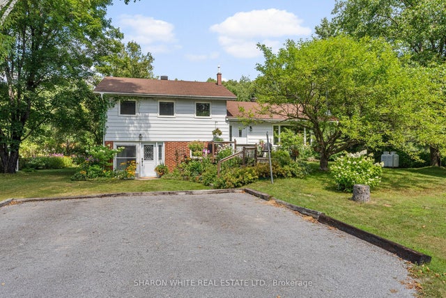 63 Buck Hill Road, Hastings Highlands