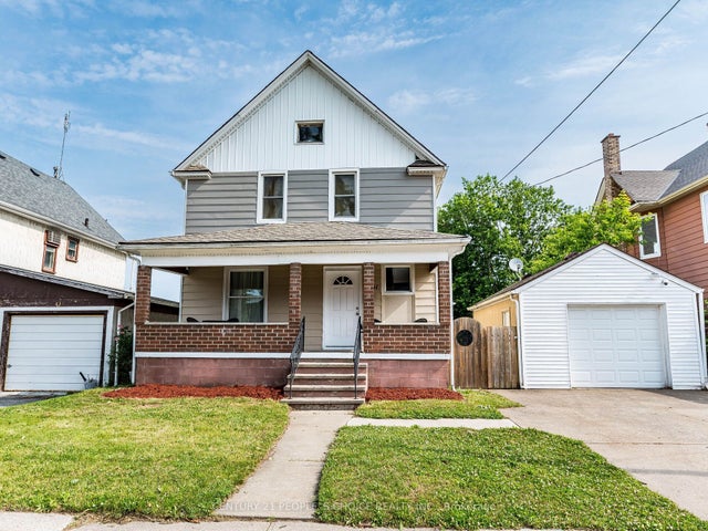 5001 Kitchener Street, Niagara Falls