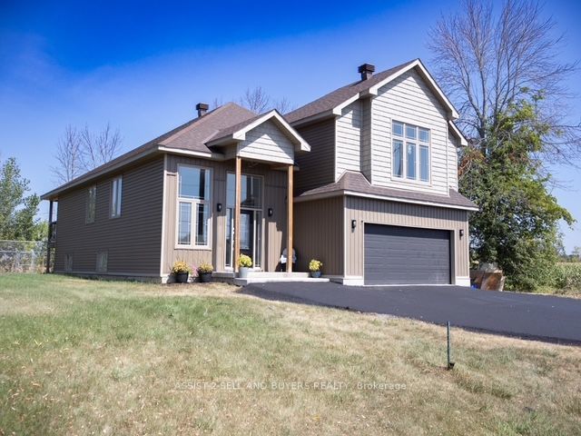 15765 Manning Road, South Stormont