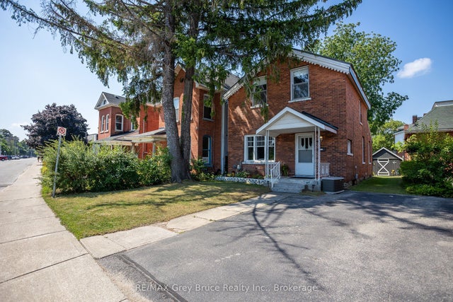 996 1st Avenue W, Owen Sound