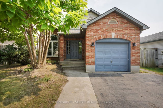 165 Thurman Circle, London East
